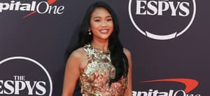Suni Lee on red carpet