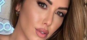 Brittney Palmer close up