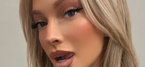 Karmen Petrovic selfie