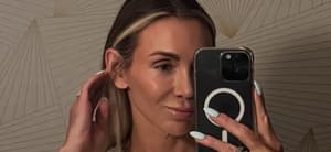 Charlotte Flair mirror selfie
