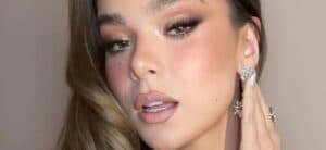 Hailee Steinfeld close up