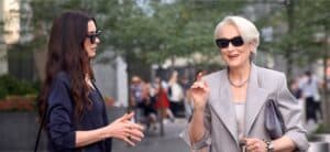 Anne Hathaway and Meryl Streep on set
