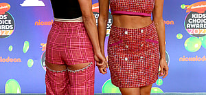 Nikki Bella & Brie Bella at 2022 Kids Choice Awards