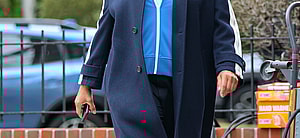 Queen Latifah on set