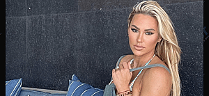 Kindly Myers in a colorful bikini in Hawaii