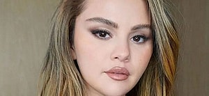 Selena Gomez close up