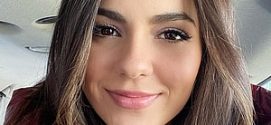Victoria Justice close up