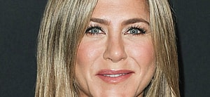 Jennifer Aniston close up