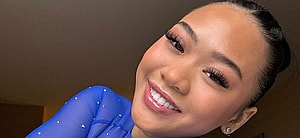 Suni Lee takes a selfie