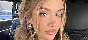 Sami Sheen snaps a selfie.