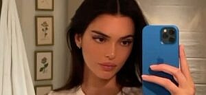Kendall Jenner mirror selfie