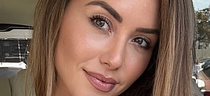 Brittney Palmer car selfie