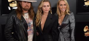 Billy Ray Cyrus, Miley Cyrus and Tish Cyrus arrive for the 61st annual Grammy Awards