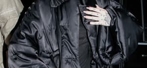 Noah Cyrus flashes nipples on Instagram