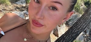 Swimmer Zsófia Muzsnay snaps a selfie.