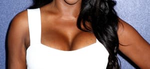 Kenya Moore posing on the red carpet.