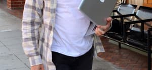 DAVID GEFFEN WITH LAPTOP OUT IN BEVERLY HILLS