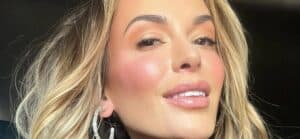 Jena Sims selfie