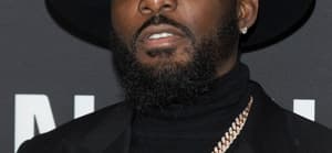 Dez Bryant posing on the red carpet.