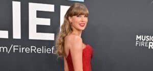 Taylor Swift red carpet