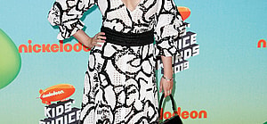 Jodie Sweetin attends Nickelodeon's 2019 Kids' Choice Awards