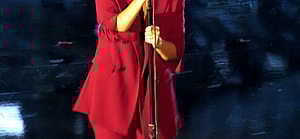 Sia looks like a christmas present as she performs at apos Shining a Light apos concert in LA