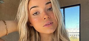 Olivia Dunne takes a selfie.