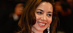 Aubrey Plaza at Honey Dont Red carpet