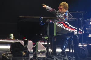 Elton John waves to the crowd and gets massive standing ovation as he performs his final ever Las Vegas concert tour date