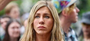 Jennifer Aniston is seen on the set of 'The Morning Show'