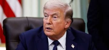 Donald Trump In The Oval Office