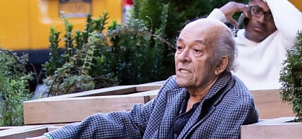 Mark Margolis Seen Having Coffee in Tribeca