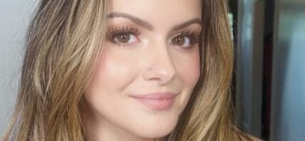 Ariel Winter close up