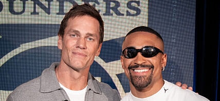 Tom Brady, Jalen Hurts