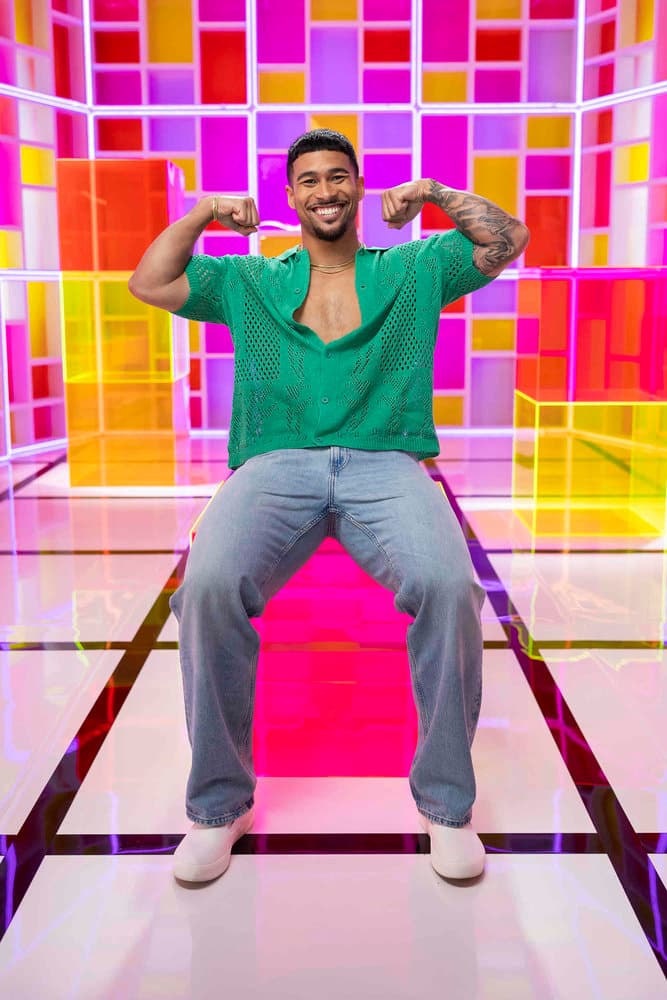 Love Island cast photo. 