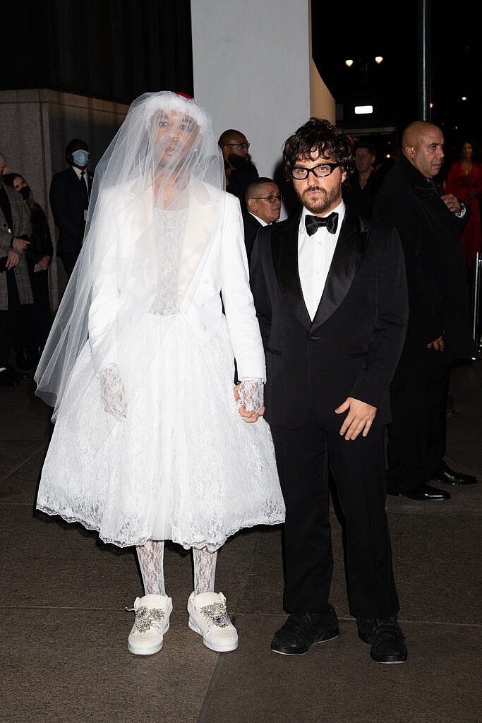 2021 CFDA Fashion Awards-Outside Arrivals