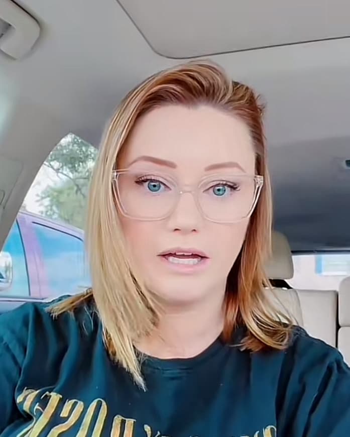 Gingersnapss_ on TikTok