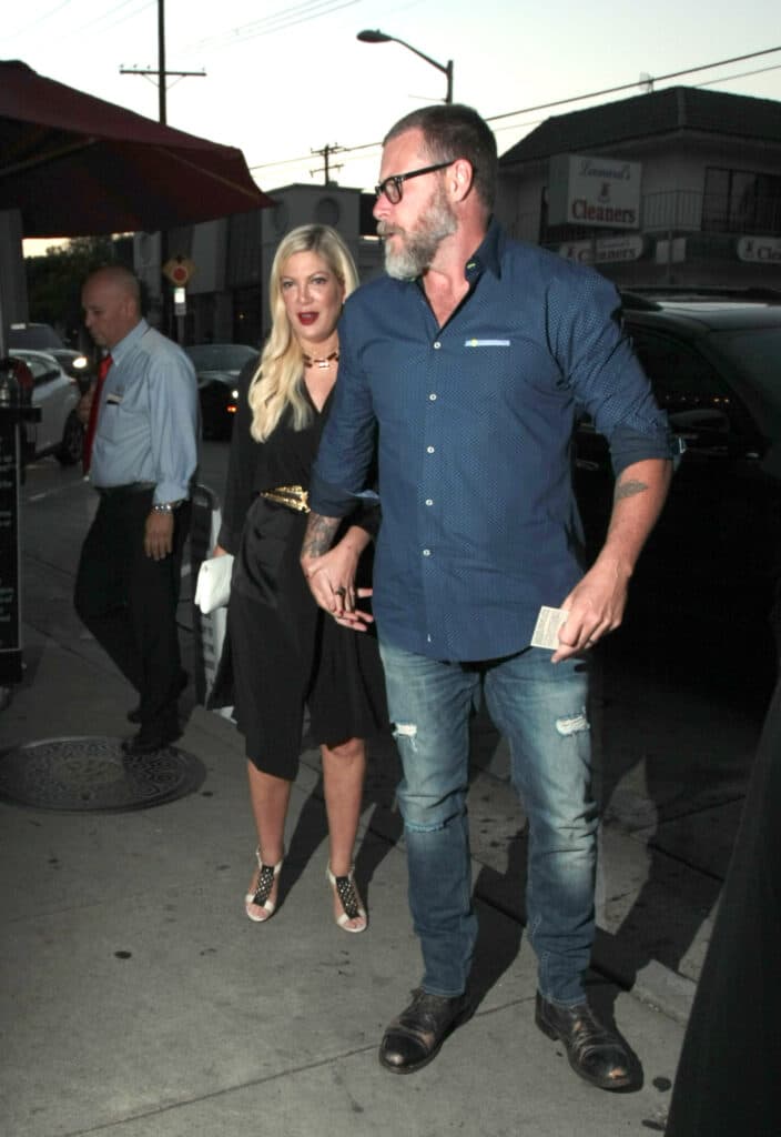 Tori Spelling’s Husband Gets Into BRAWL During Local Men’s Hockey Match