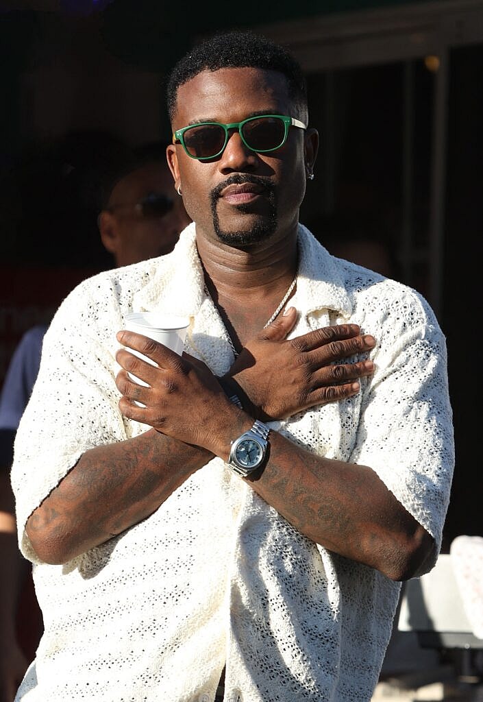 Ray J seen at a Labor Day weekend party singing new hit "Bestie" and slow dancing to what would be his 20th anniversary of his hit song "One Wish"