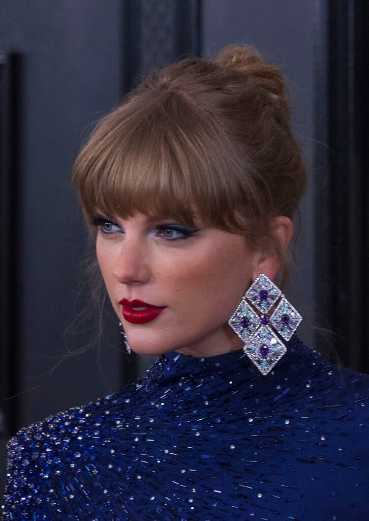Taylor Swift at the Grammy Awards 2023: RED CARPET