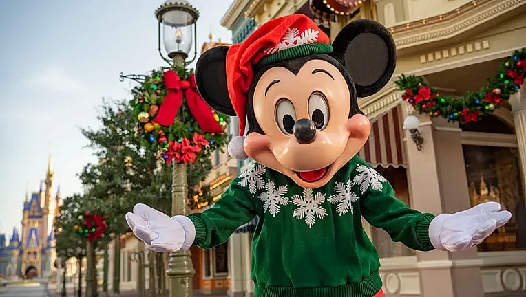 BREAKING: Disney World Announces 2023 Very Merry Christmas Party
