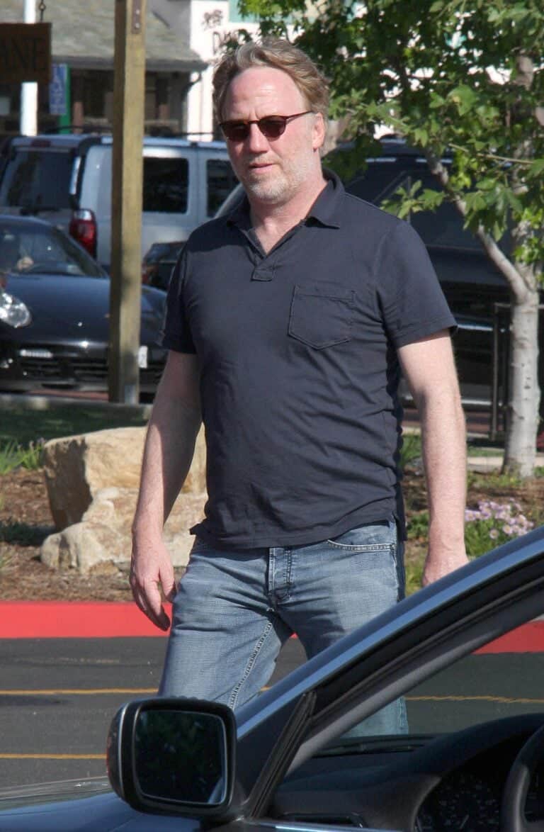 Timothy Busfield