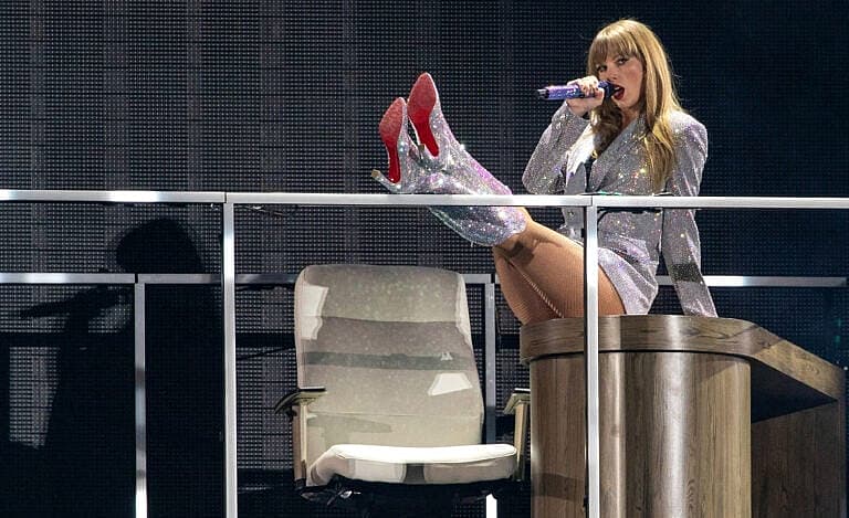 Taylor Swift Performs Eras Tour In Las Vegas