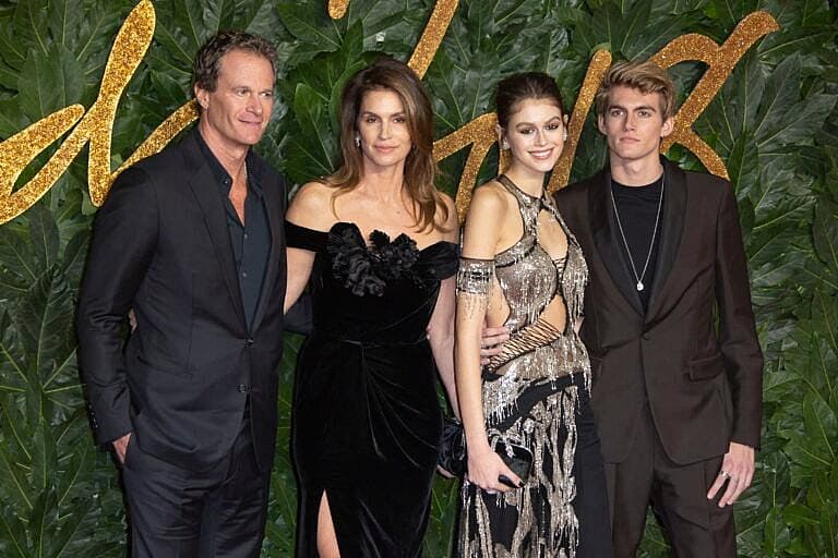 Cindy Crawford Marks 25 Years Of Marriage To Rande Gerber With Gorgeous Throwback Photos Of Their Wedding Day