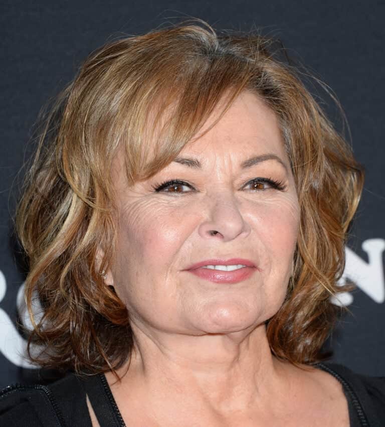Roseanne Barr at ROSEANNE Series Premiere