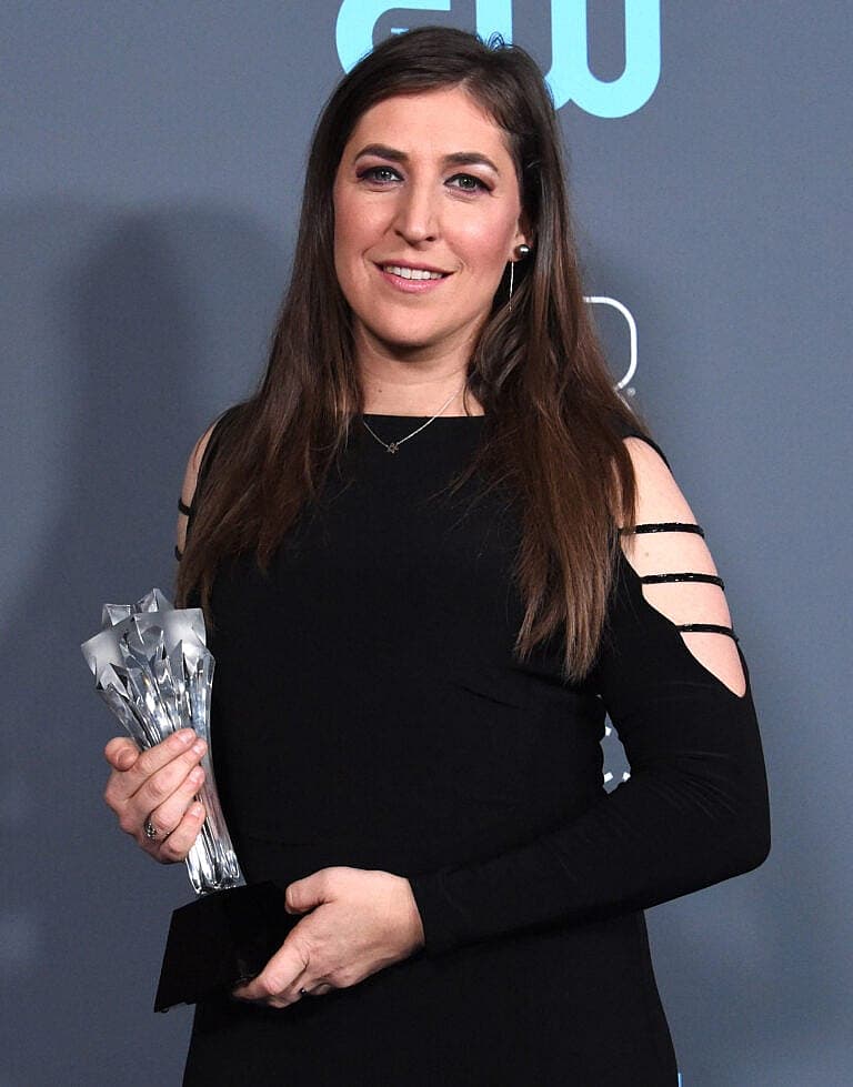 'Big Bang Theory' Star Mayim Bialik Co-Hosting Jeopardy!