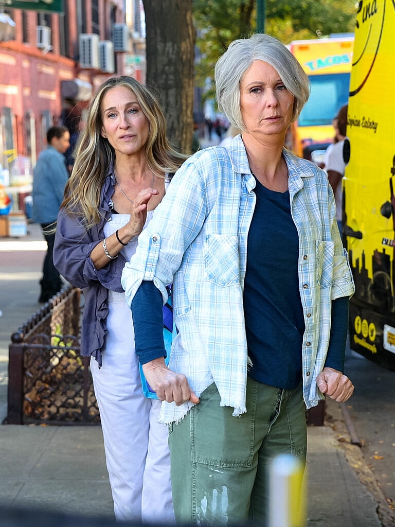 Sarah Jessica Parker on film set of apos And Just Like That apos