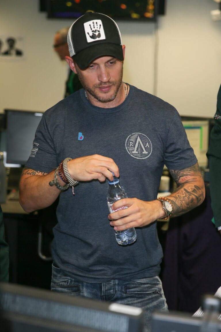 Celebridades participando do dia BGC Charity Stockbrokers para arrecadar dinheiro para famílias do 11 de setembro - Londres