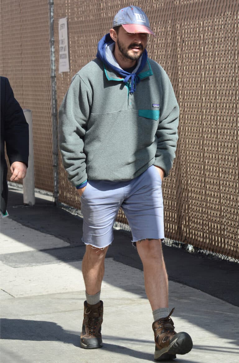 O ator Shia LaBeouf chega ao Jimmy Kimmel Live em Los Angeles