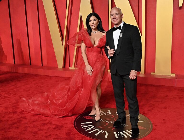 Jeff Bezos and Lauren Sanchez at Vanity Fair Oscar Party 2024